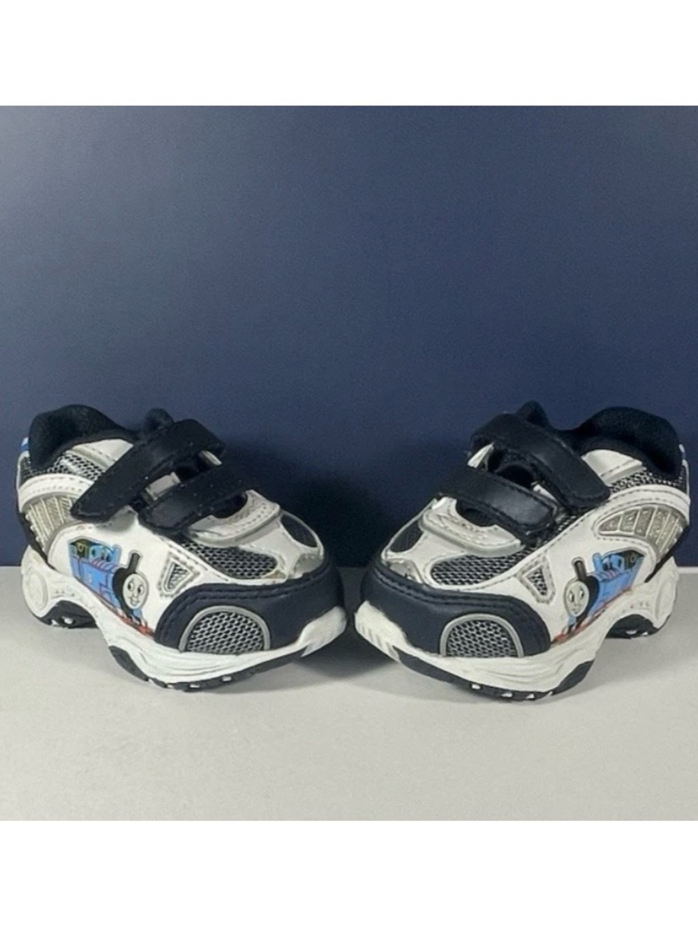 Thomas & Friends White and Navy Toddler Hook & Loop Sneakers with Thomas Graphic